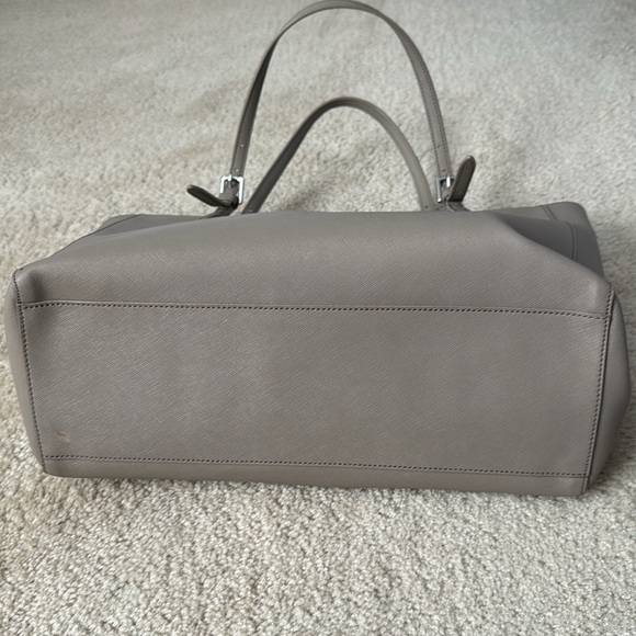 Tory Burch York Tote - Picture 7 of 9